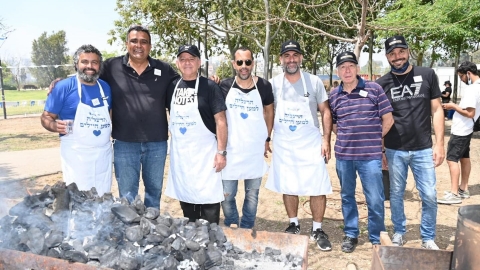 הרצליה למען החיילים הבודדים.jpg